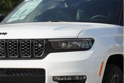 2025 Jeep Grand Cherokee L Summit Reserve