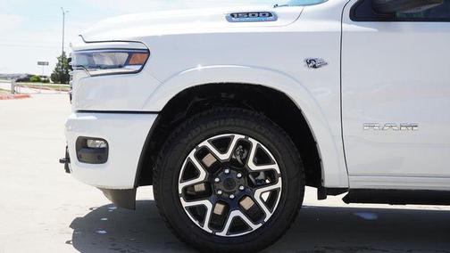 Bright White Clearcoat 2026 RAM 1500 Laramie