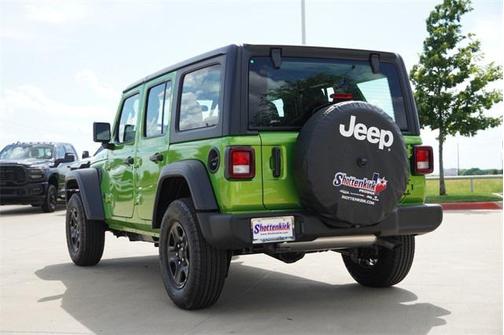 2025 Jeep Wrangler Sport