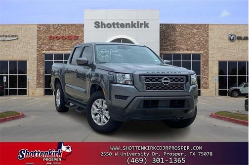 2022 Nissan Frontier SV