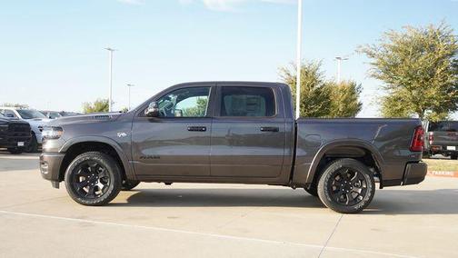 Granite Crystal Metallic Clearcoat 2026 RAM 1500 Big Horn/Lone Star