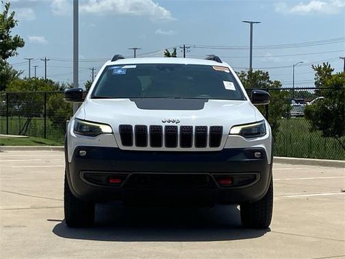 2022 Jeep Cherokee Trailhawk