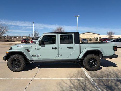 2023 Jeep Gladiator Willys 4x4