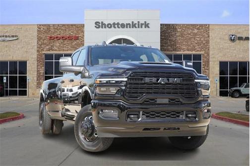 2025 RAM 3500 Laramie Crew Cab 4x4 8' Box
