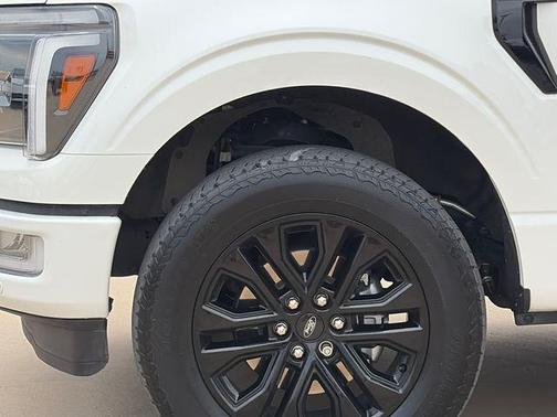 Star White Metallic Tri-Coat 2024 Ford F-150 Lariat