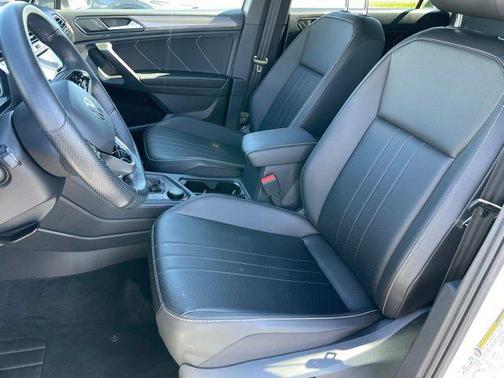 2022 Volkswagen Tiguan 2.0T SE R-Line Black 4MOTION