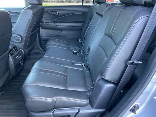 2022 Honda Pilot AWD TrailSport