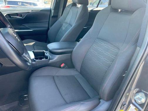 2022 Toyota RAV4 Prime SE