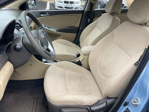 2013 Hyundai Accent GLS