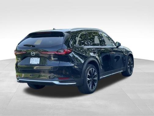 2024 Mazda CX-90 PHEV Premium Plus