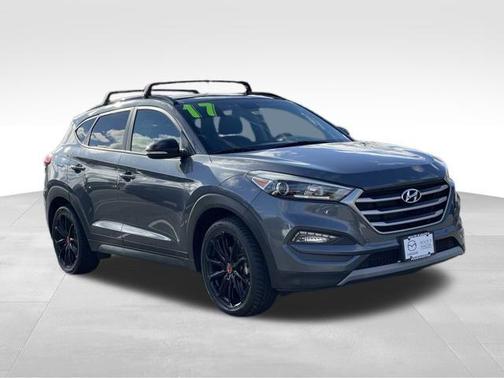 2017 Hyundai TUCSON Night