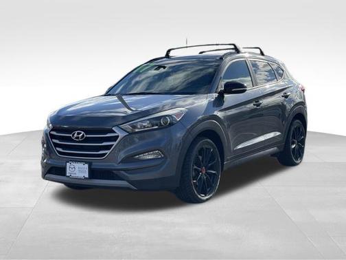 2017 Hyundai TUCSON Night