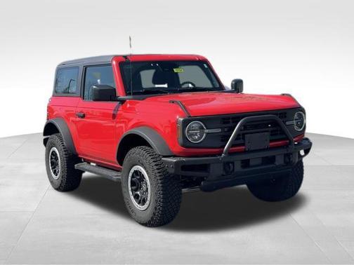RACE RED 2022 Ford Bronco Base