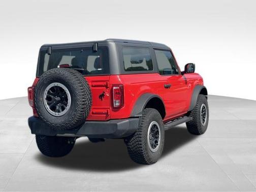 RACE RED 2022 Ford Bronco Base
