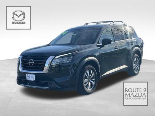 2024 Nissan Pathfinder SL 4WD