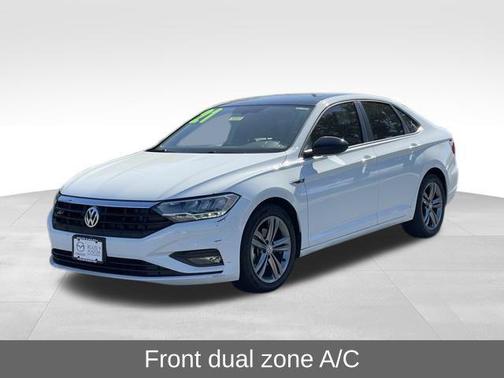 2021 Volkswagen Jetta 1.4T R-Line