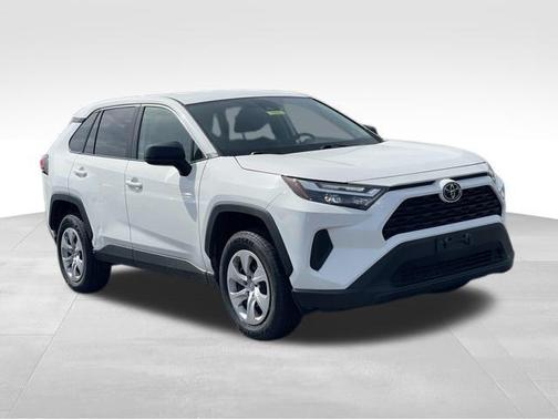 Ice Cap 2024 Toyota RAV4 LE