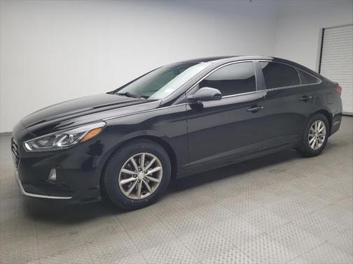 2018 Hyundai SONATA SE