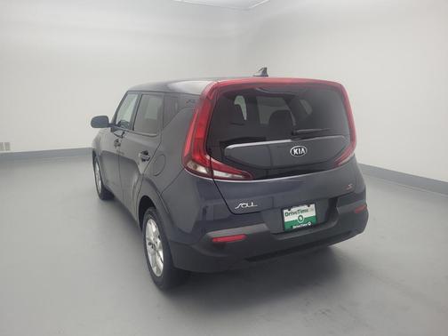 Photo 5 of 33 of 2021 Kia Soul S