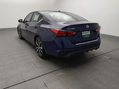 2022 Nissan Altima SR FWD