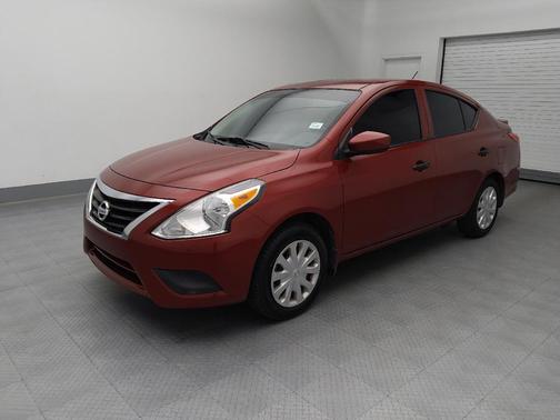 Cayenne Red Metallic 2019 Nissan Versa 1.6 S+
