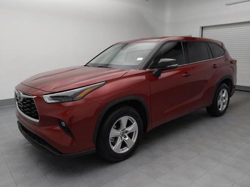Ruby Flare Pearl 2022 Toyota Highlander LE