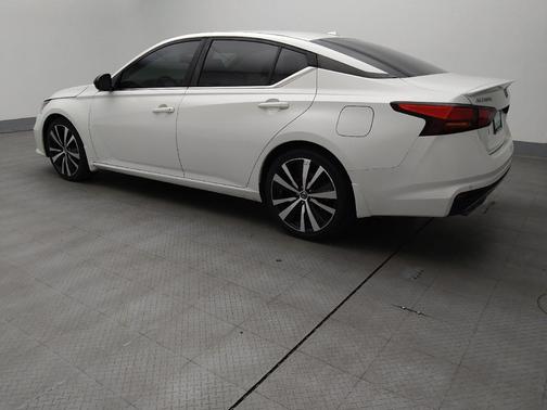 2020 Nissan Altima SR FWD