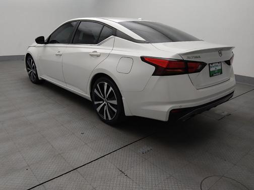 2020 Nissan Altima SR FWD
