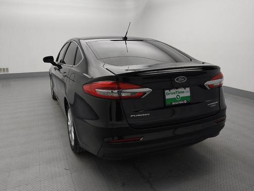 2020 Ford Fusion Plug-In Hybrid Titanium
