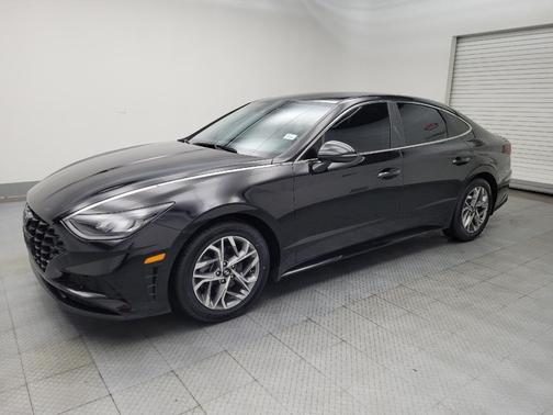 2022 Hyundai SONATA SEL