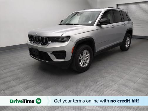 Silver Zynith 2023 Jeep Grand Cherokee Laredo