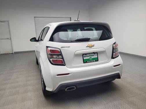 2017 Chevrolet Sonic LT