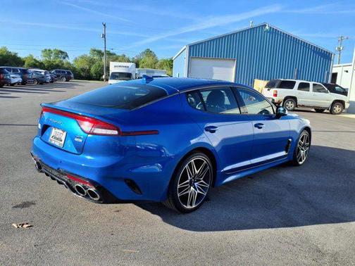 2022 Kia Stinger GT1