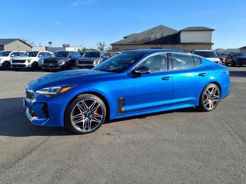 2022 Kia Stinger GT1