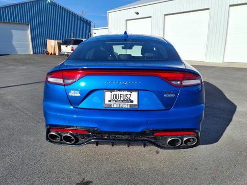 2022 Kia Stinger GT1