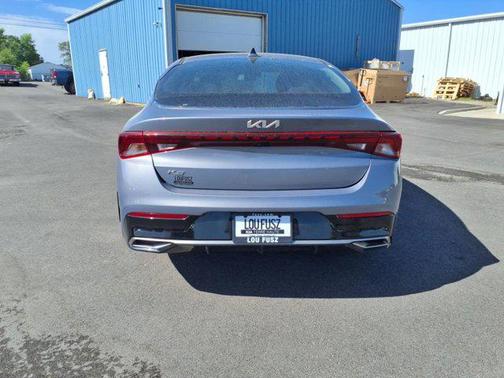 2022 Kia K5 LXS