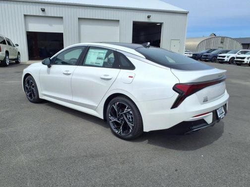 2025 Kia K5 GT-Line