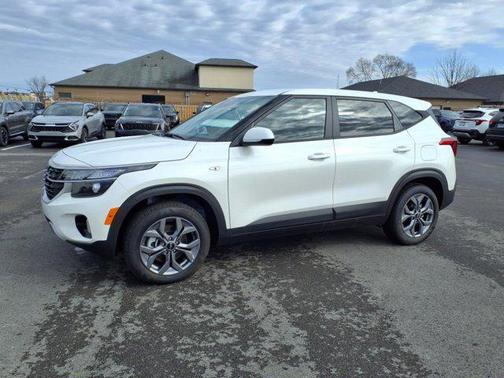 2024 Kia Seltos LX