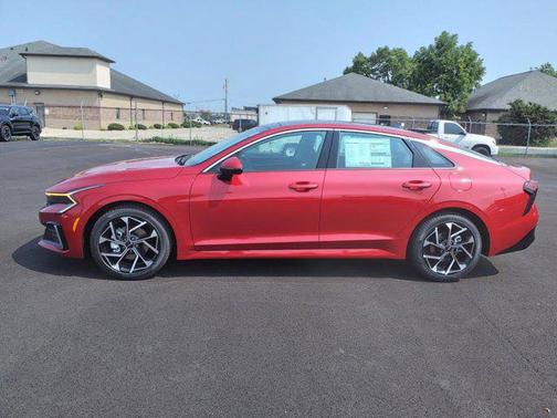 2025 Kia K5 EX