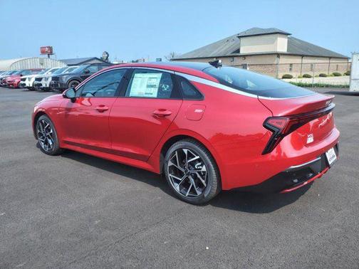 2025 Kia K5 EX