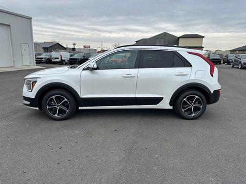 2025 Kia Niro EX