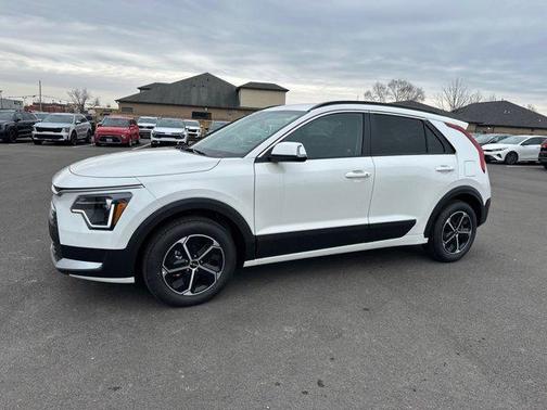 2025 Kia Niro EX
