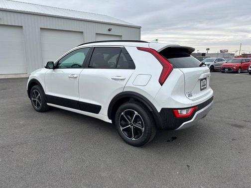 2025 Kia Niro EX