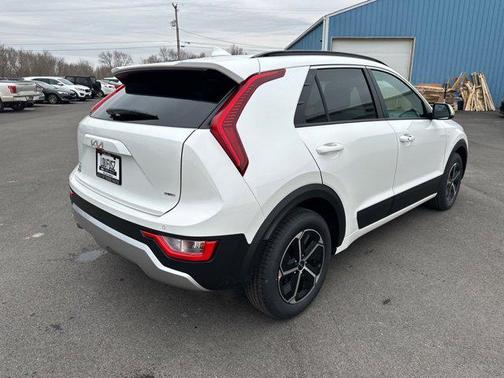 2025 Kia Niro EX