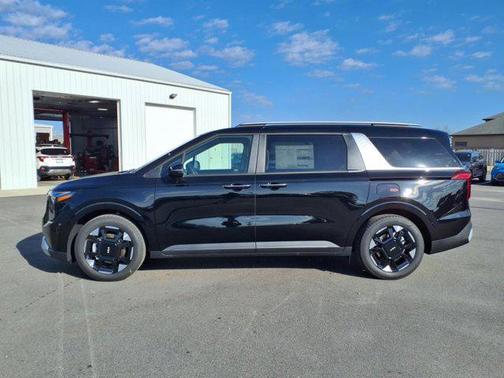 2025 Kia Carnival EX