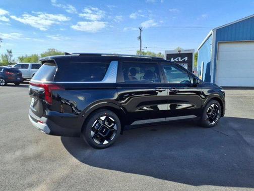 2025 Kia Carnival EX