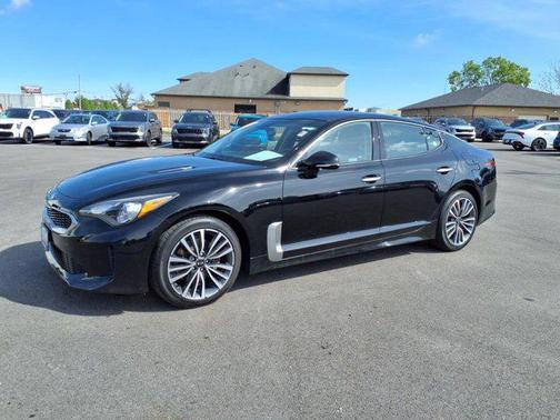 2019 Kia Stinger Base