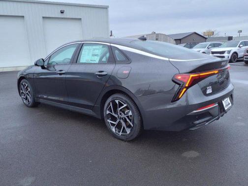 2025 Kia K5 EX