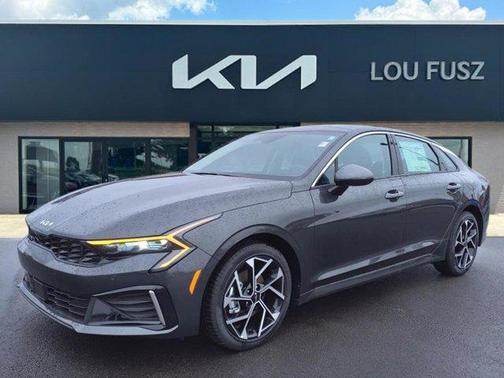 2025 Kia K5 EX