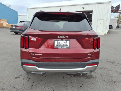 2025 Kia Sorento EX